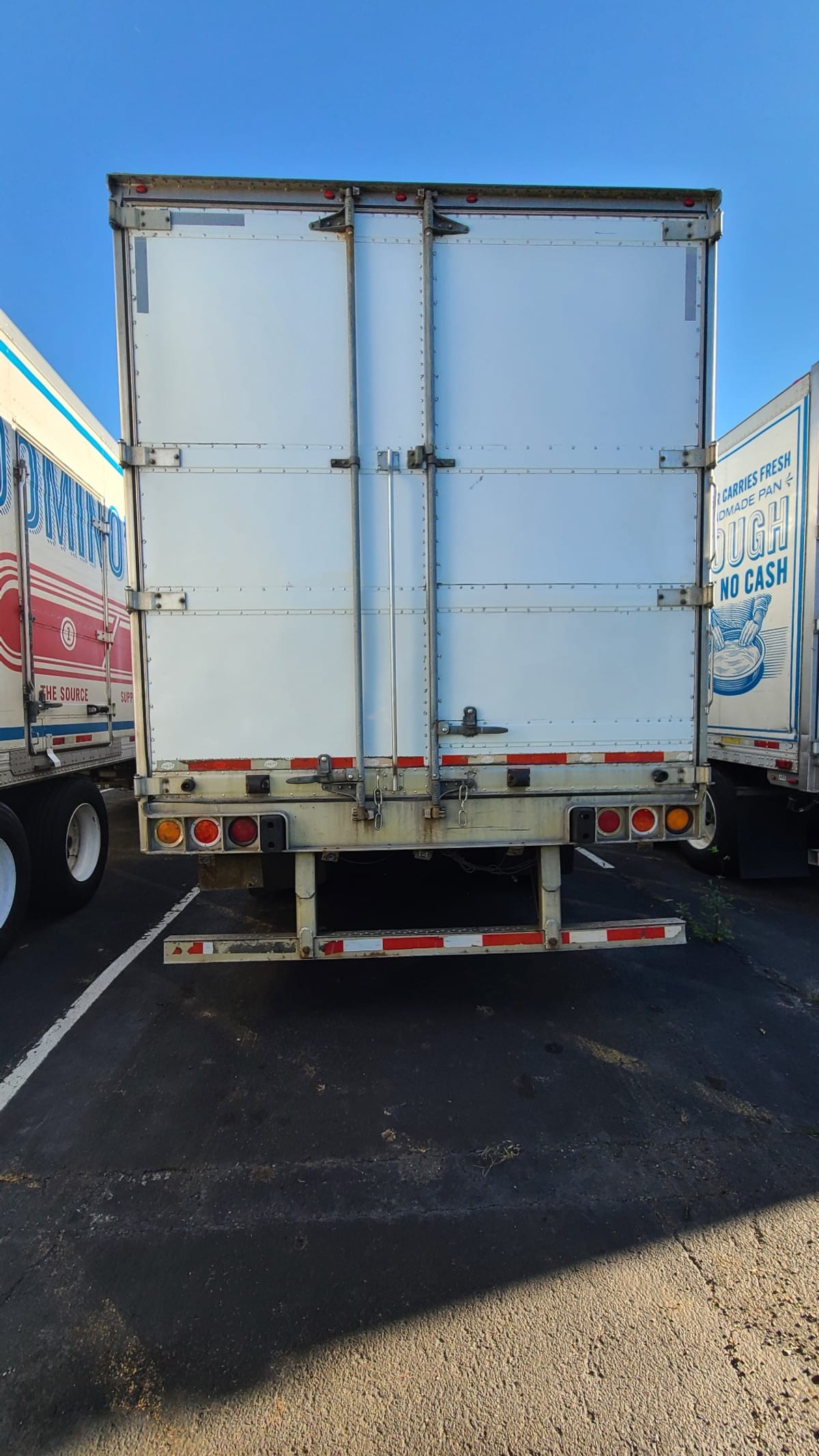 2014 Utility Trailers VS2RA 48/156/102 520967