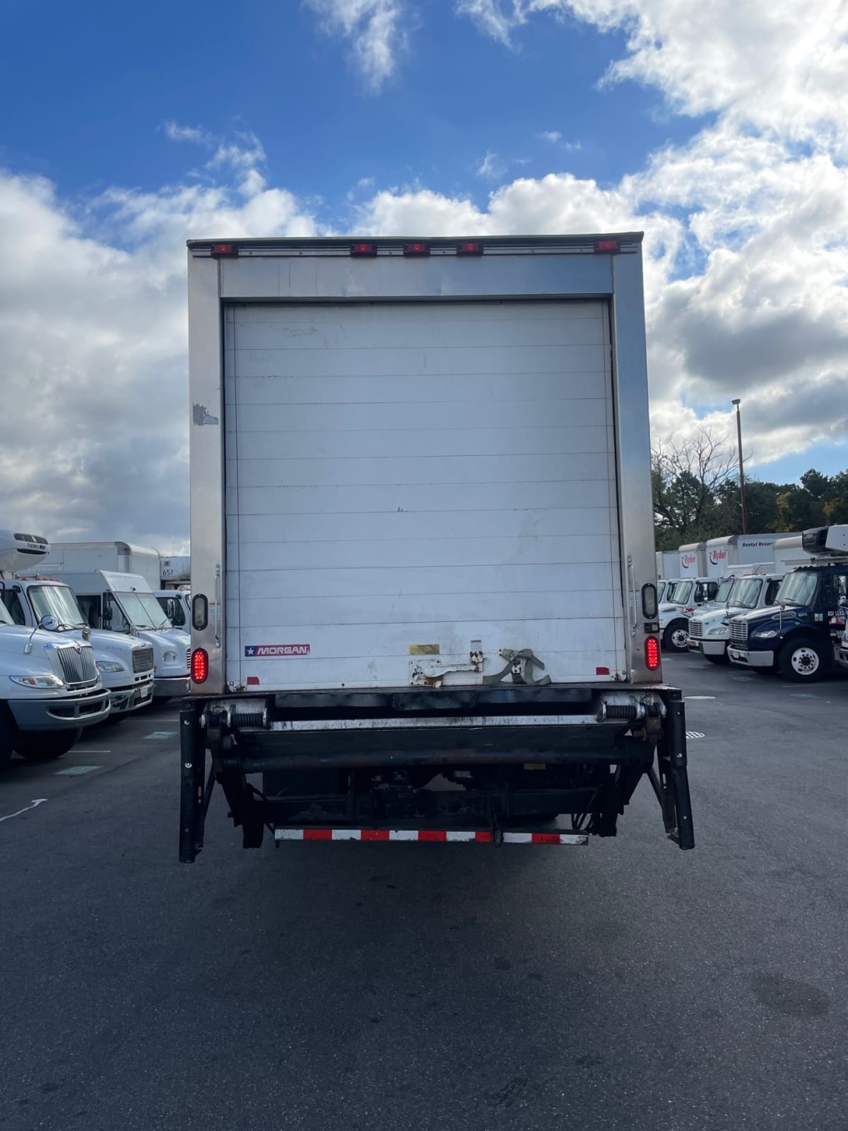 2014 Freightliner/Mercedes M2 106 521636