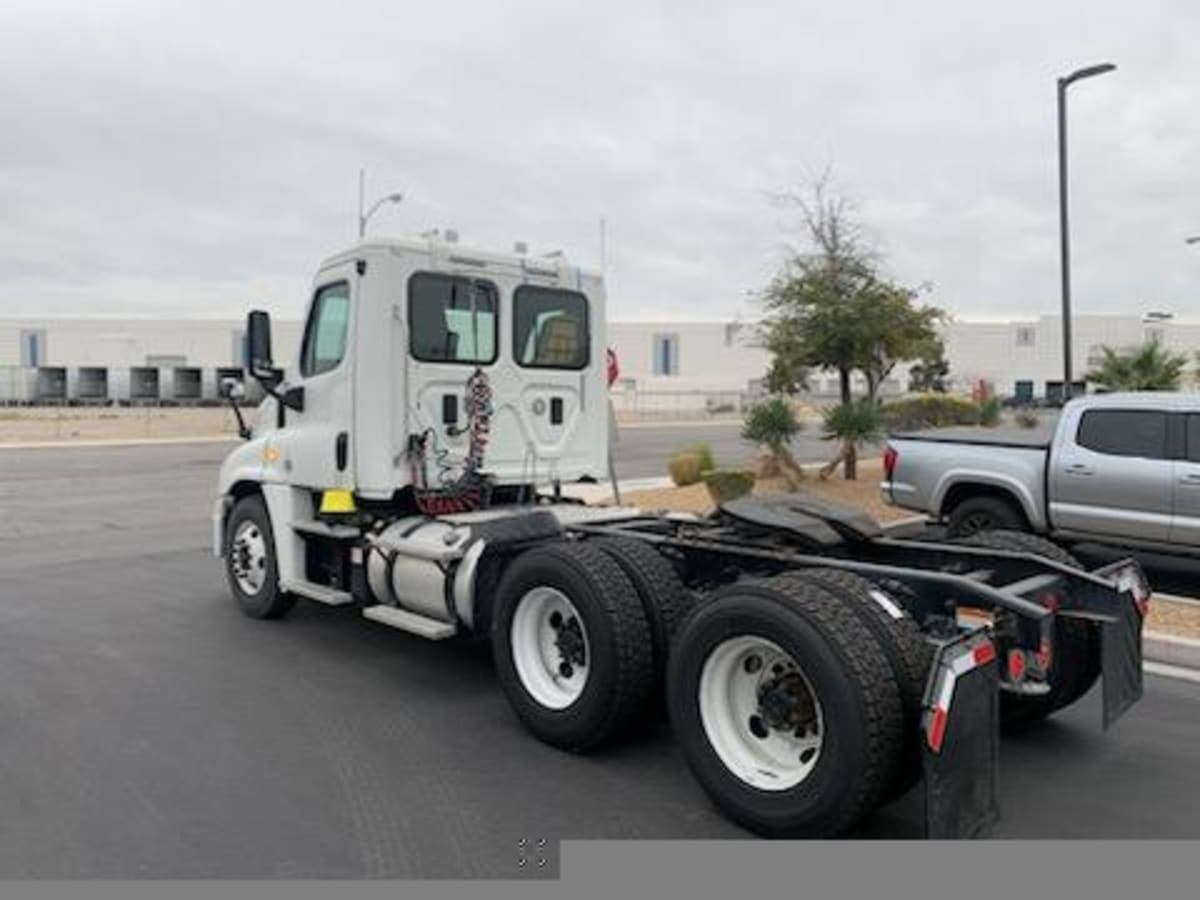 2014 Freightliner/Mercedes CASCADIA 125 522481