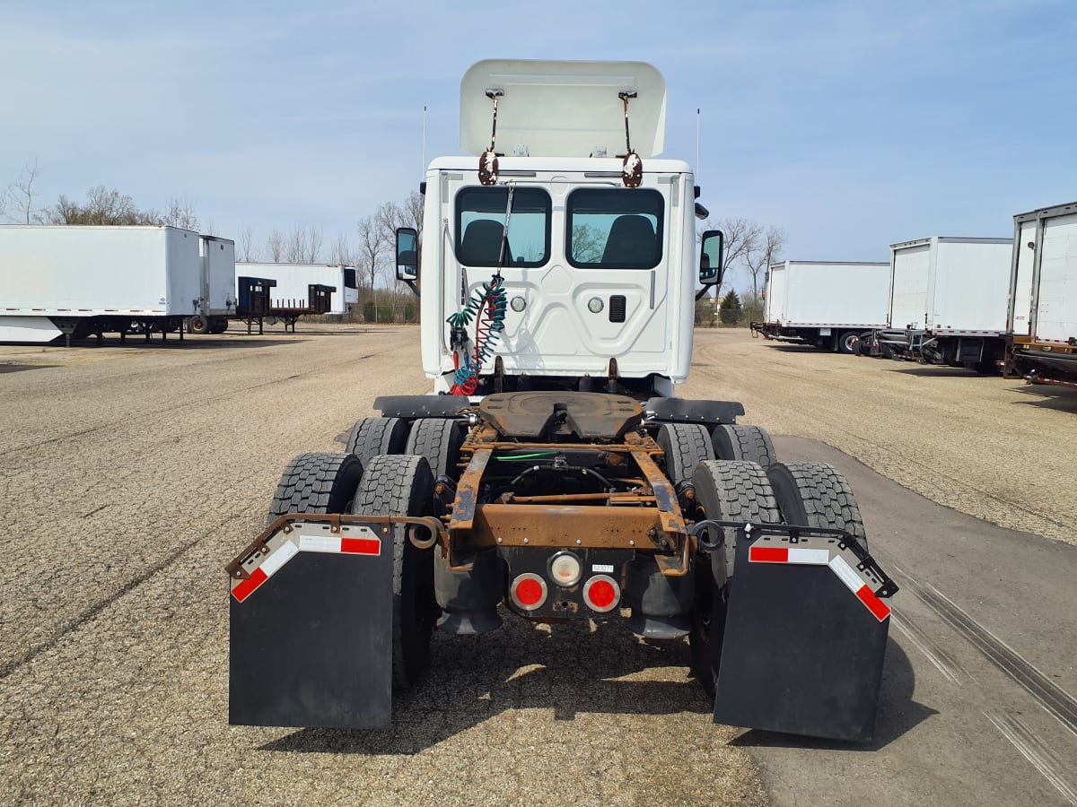 2014 Freightliner/Mercedes CASCADIA 125 523271