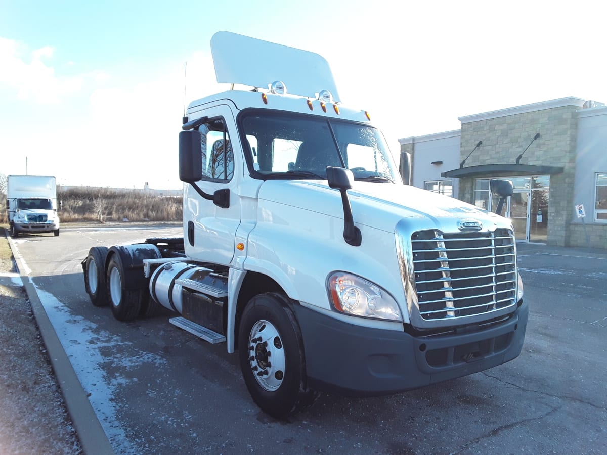 2014 Freightliner/Mercedes CASCADIA 125 523417