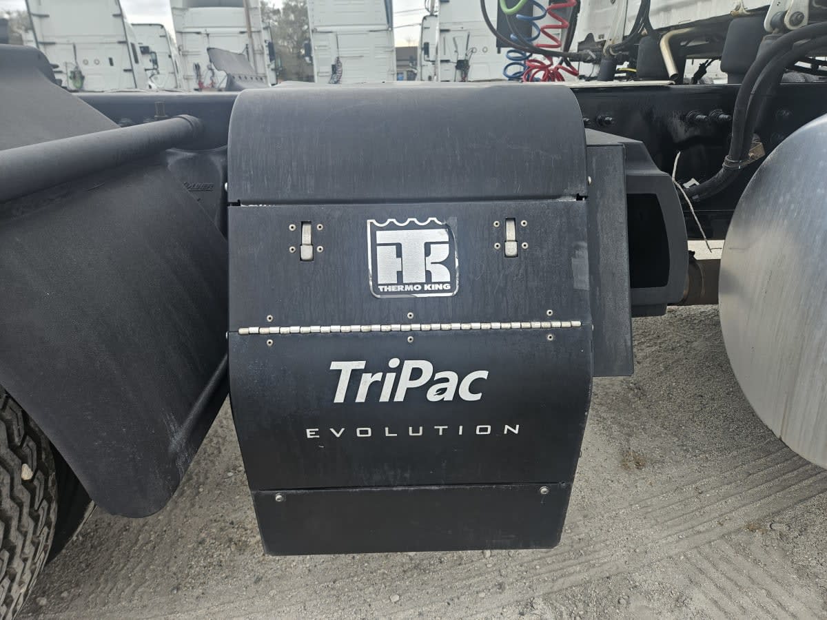 2022 Freightliner - image 11