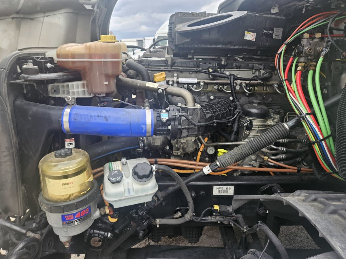 2022 Freightliner - image 9