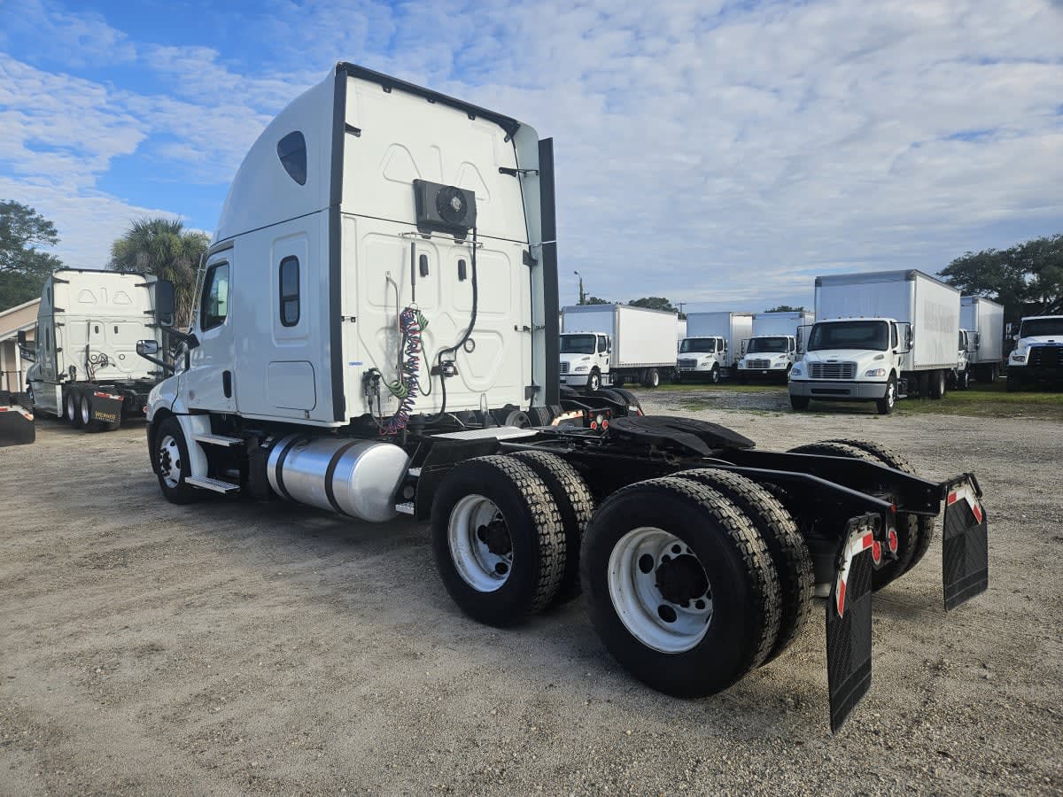 2022 Freightliner/Mercedes NEW CASCADIA PX12664 524272