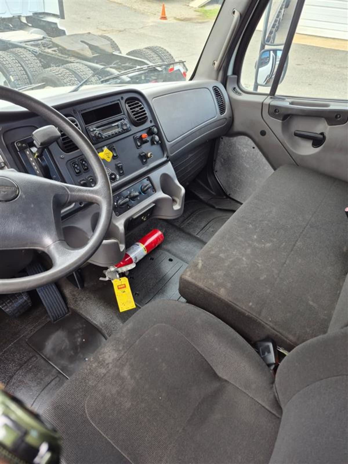 2014 Freightliner/Mercedes M2 106 524513