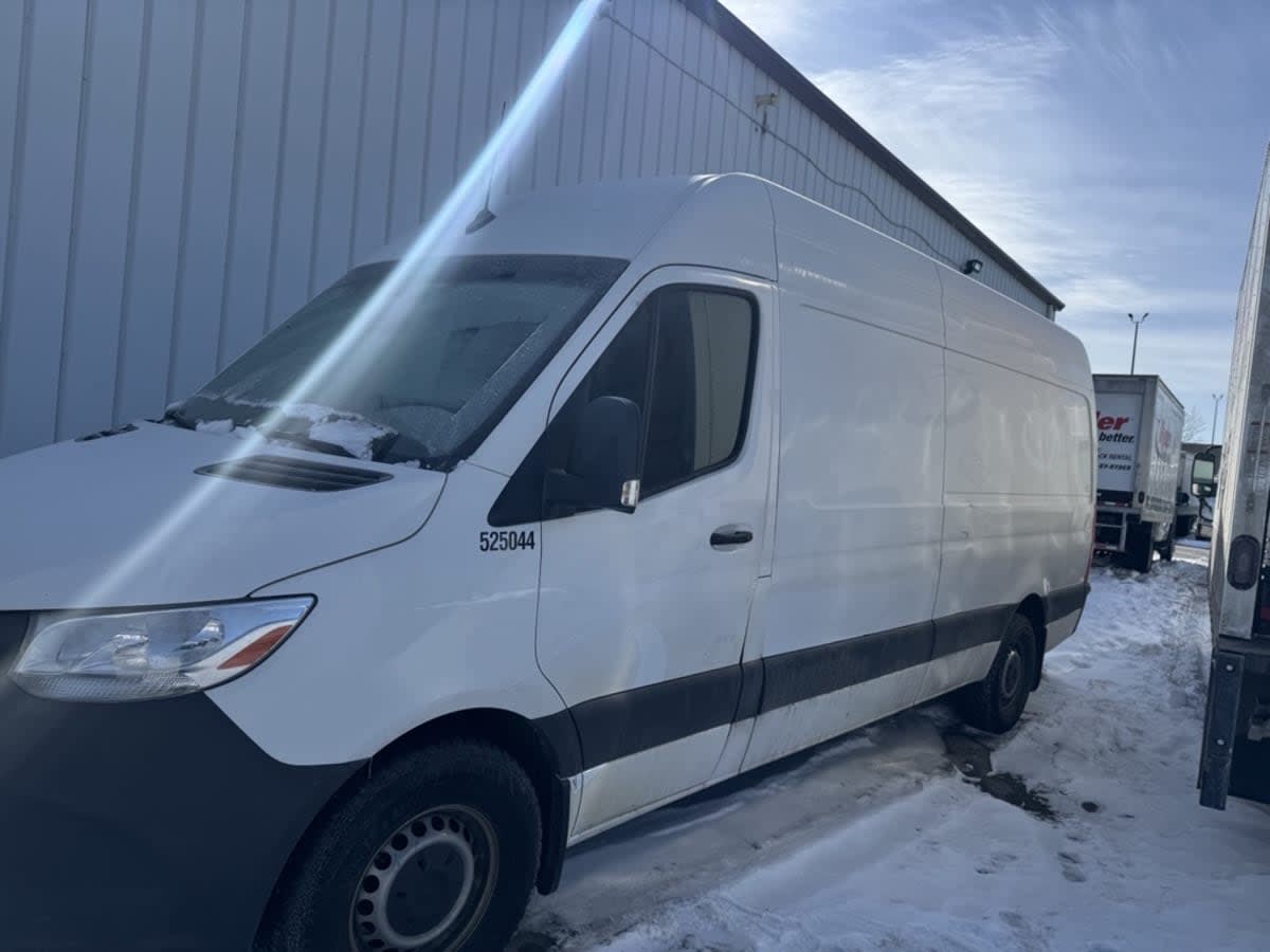 2021 Mercedes-Benz F2CA44 SPRINTER 525044