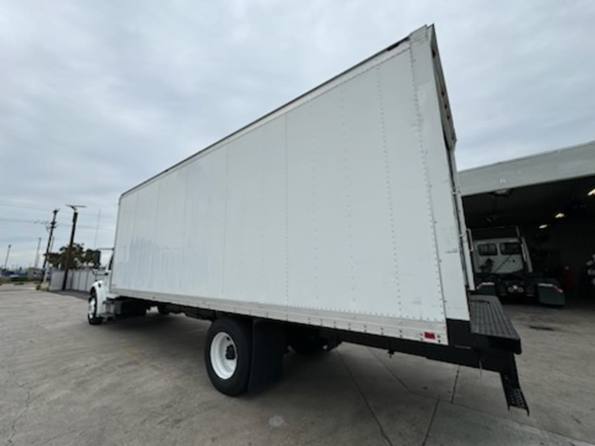 2014 Freightliner/Mercedes M2 106 525250