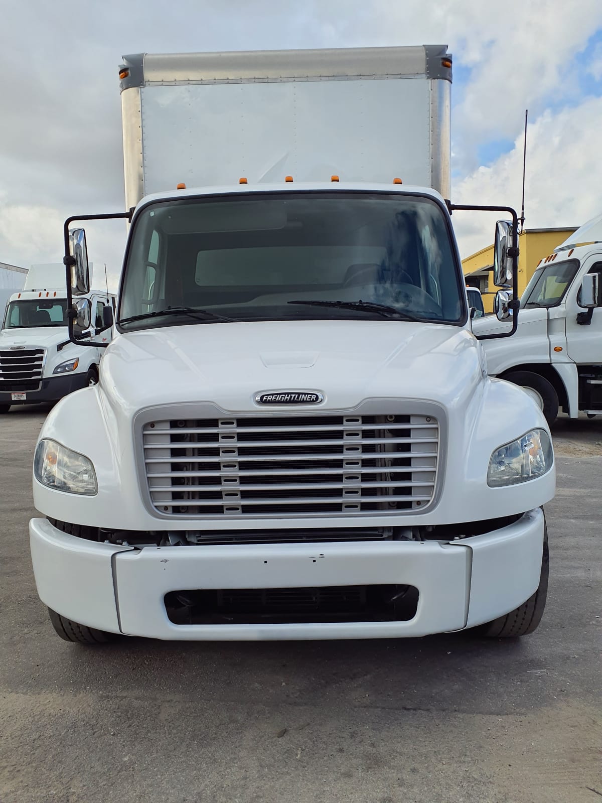 2014 Freightliner/Mercedes M2 106 525322