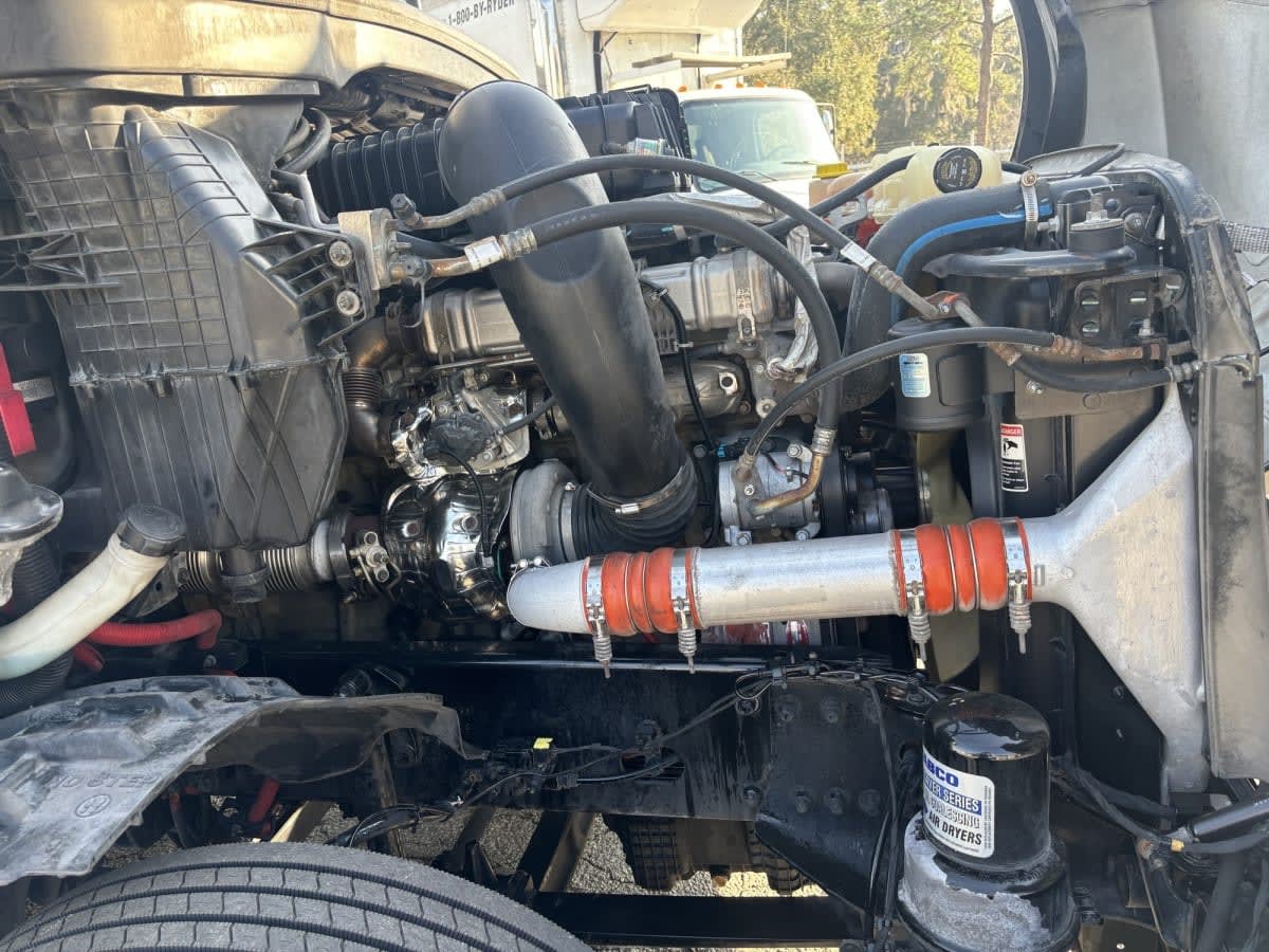 2022 Freightliner - image 7