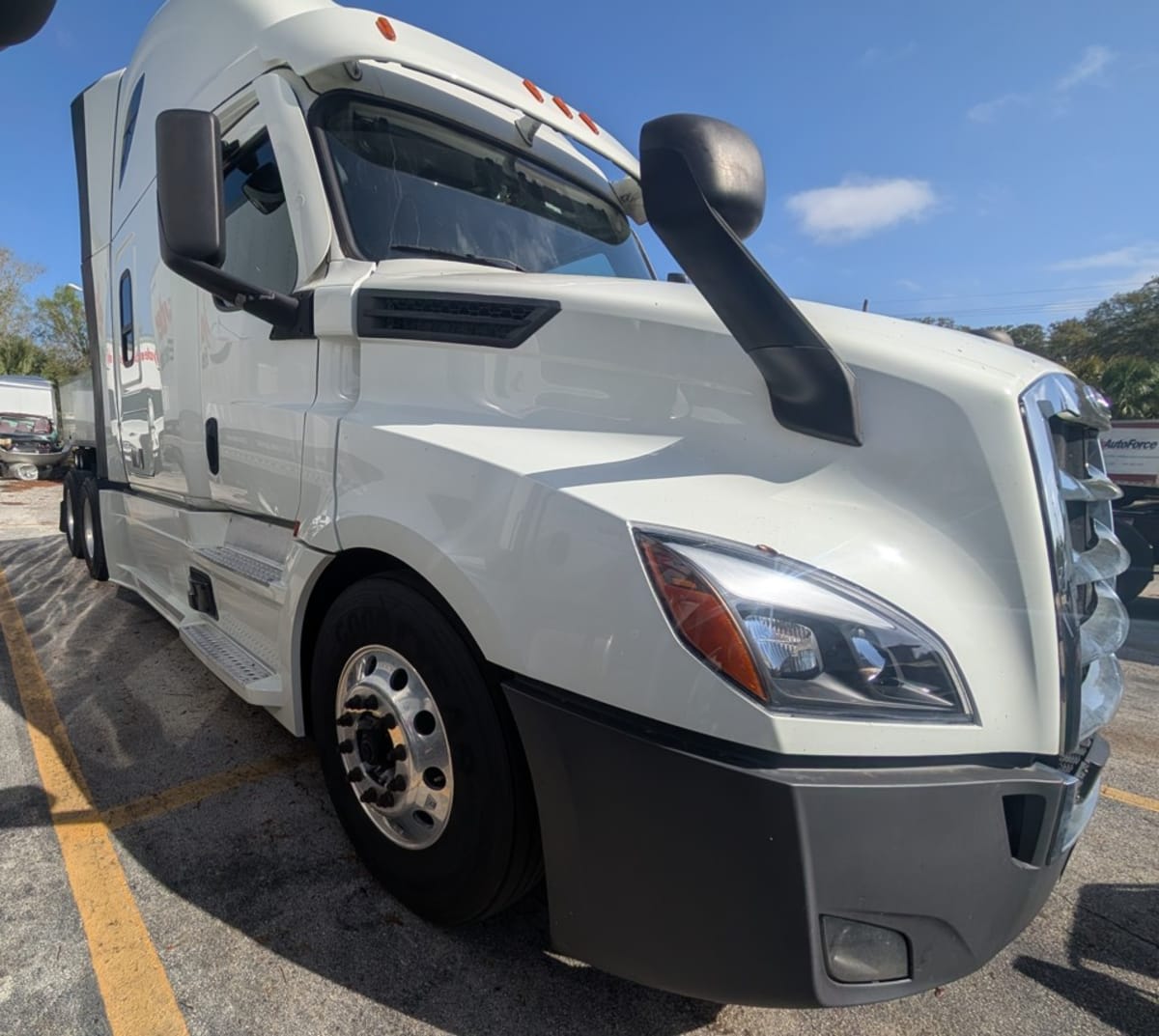 2022 Freightliner - image 7