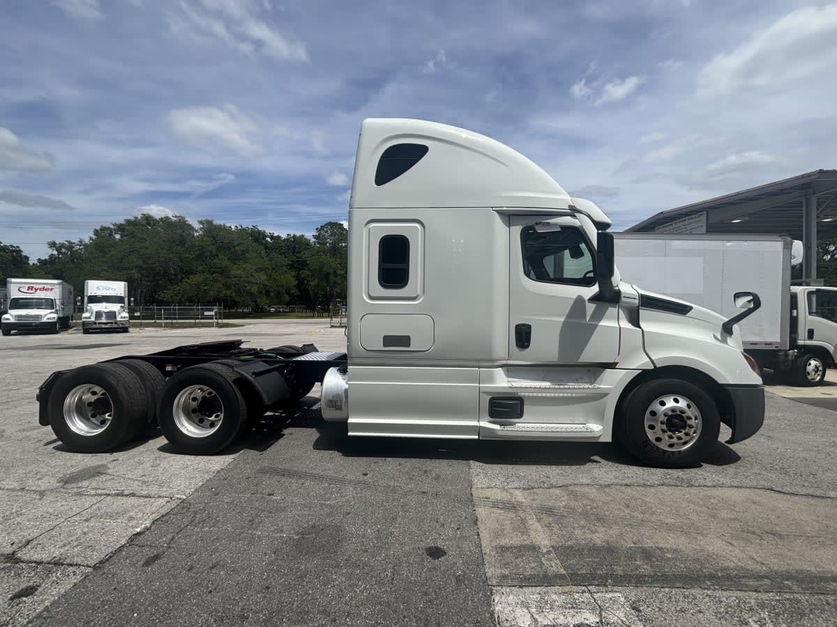 2022 Freightliner/Mercedes NEW CASCADIA PX12664 526123