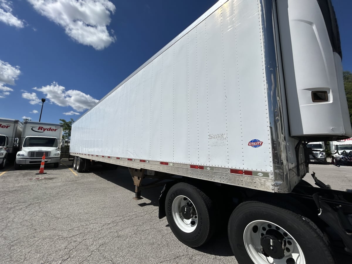 2014 Utility Trailers VS2RA 53/162/102 526842