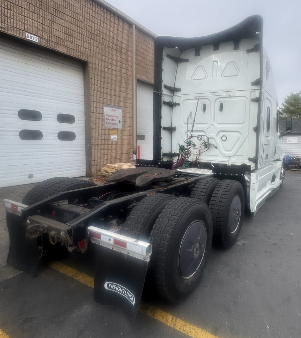 2022 Freightliner - image 4