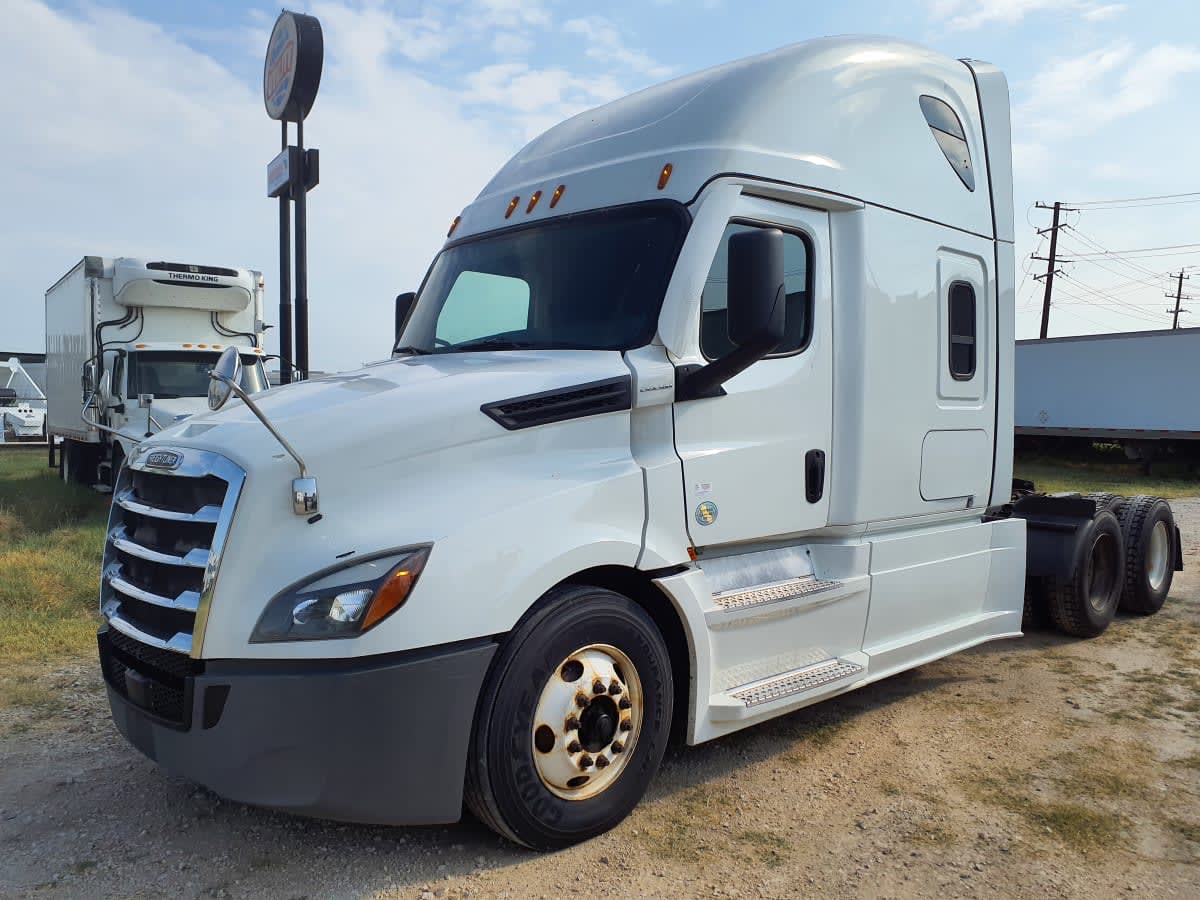 2022 Freightliner Cascadia in Converse, TX — photo 3