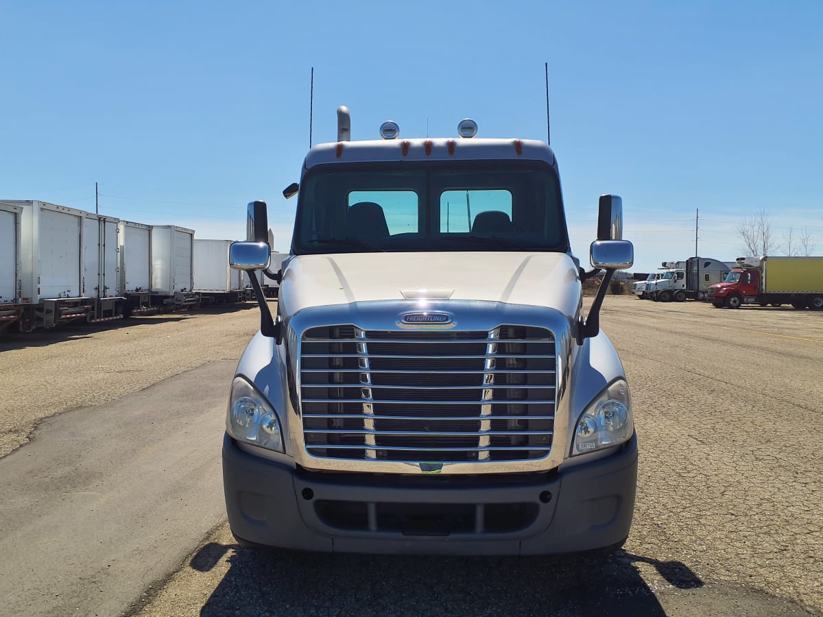 2014 Freightliner/Mercedes CASCADIA 125 530155