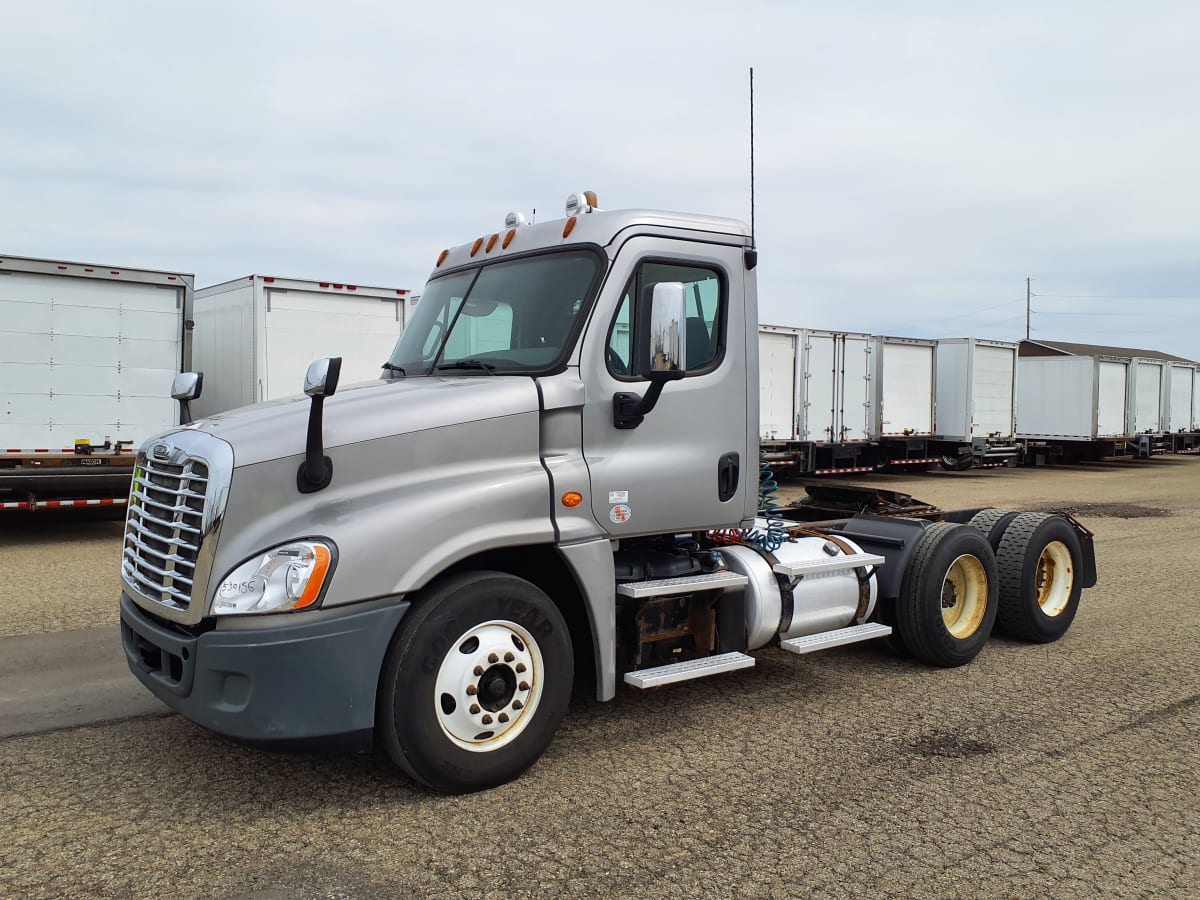 2014 Freightliner/Mercedes CASCADIA 125 530156