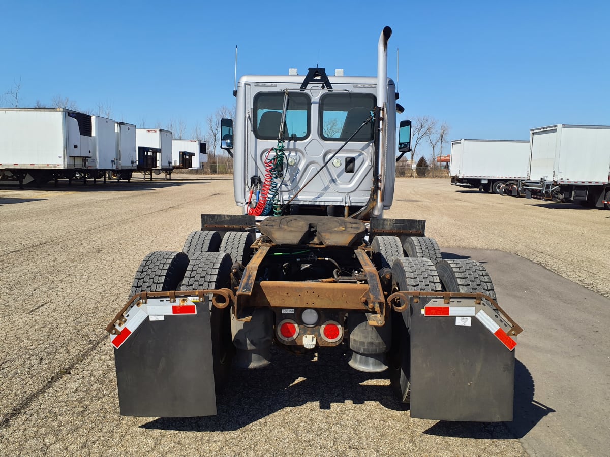 2014 Freightliner/Mercedes CASCADIA 125 530158