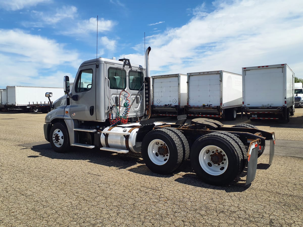 2014 Freightliner/Mercedes CASCADIA 125 530159