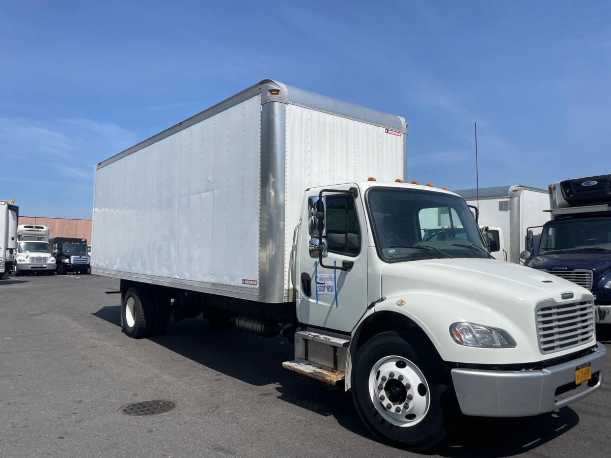 2014 Freightliner/Mercedes M2 106 530605