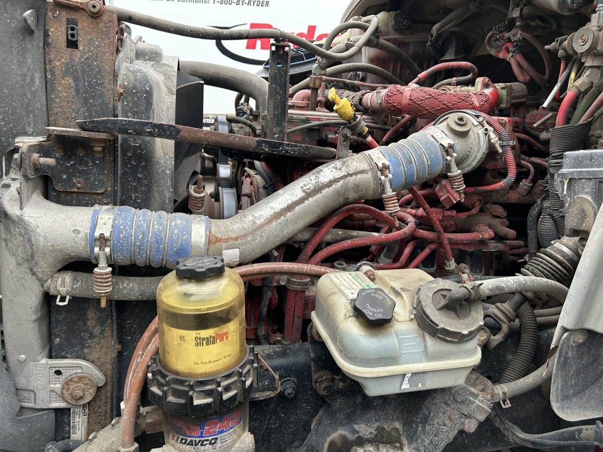 2014 Freightliner/Mercedes M2 106 531055