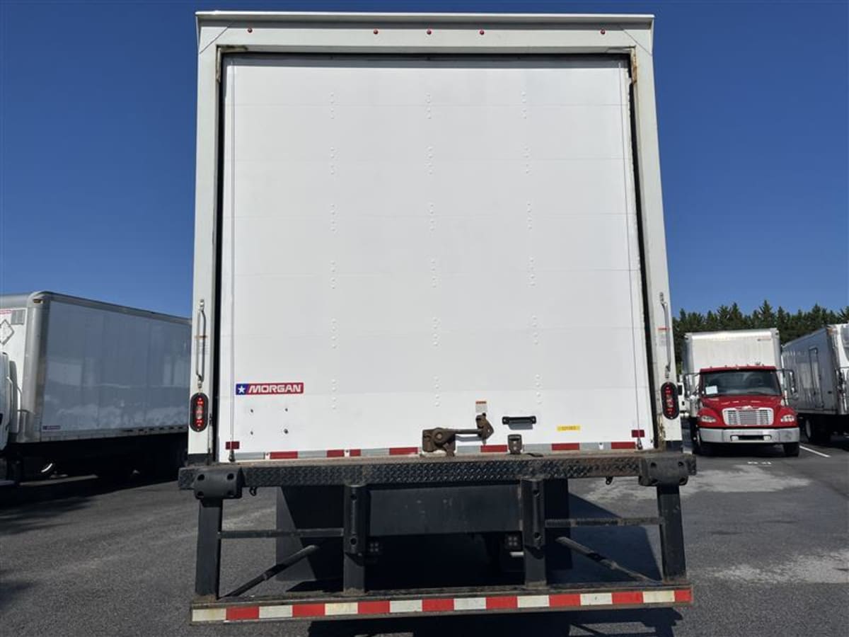 2022 Freightliner M2 106 in Beltsville, MD — photo 5