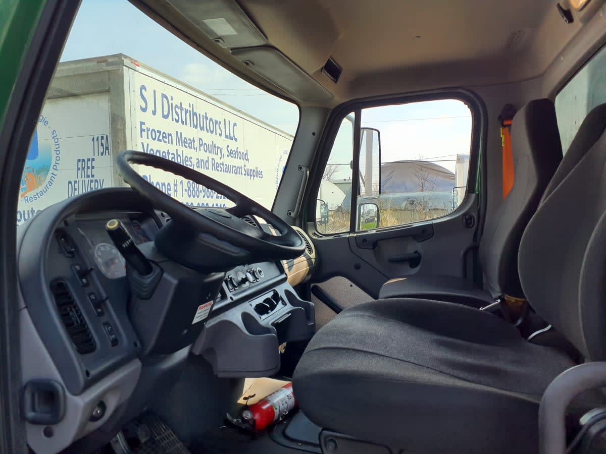 2022 Freightliner/Mercedes M2 106 531311