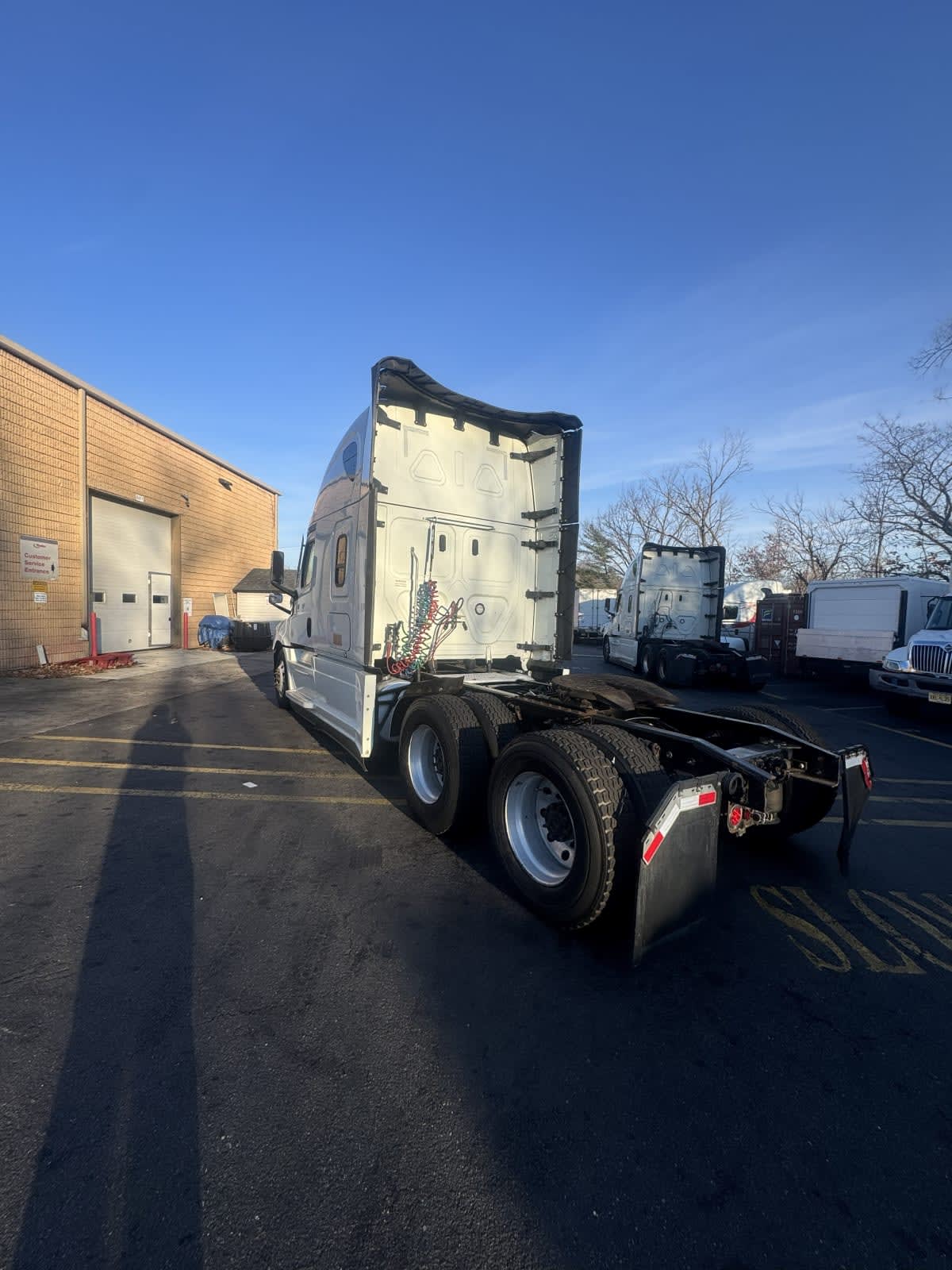 2022 Freightliner - image 6