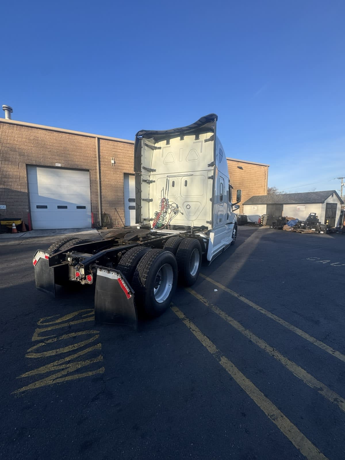 2022 Freightliner - image 4