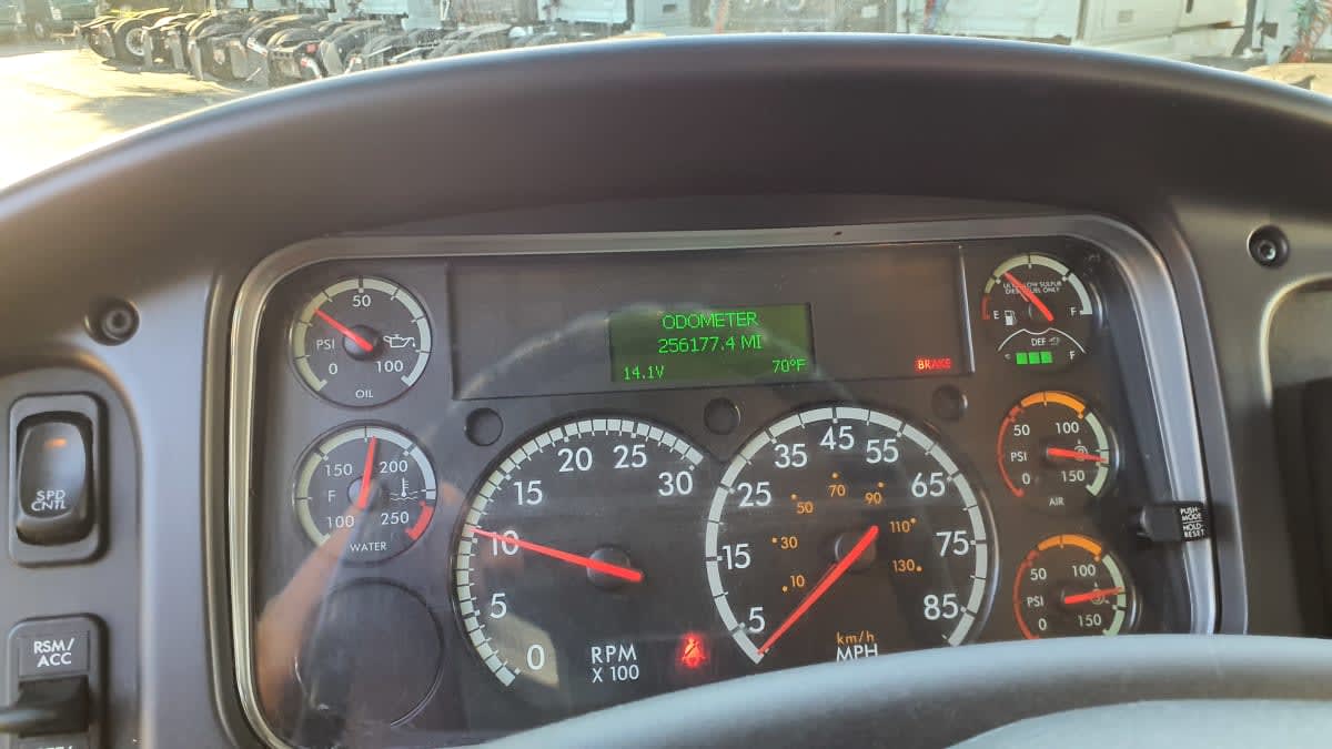 2022 Freightliner/Mercedes M2 106 531861