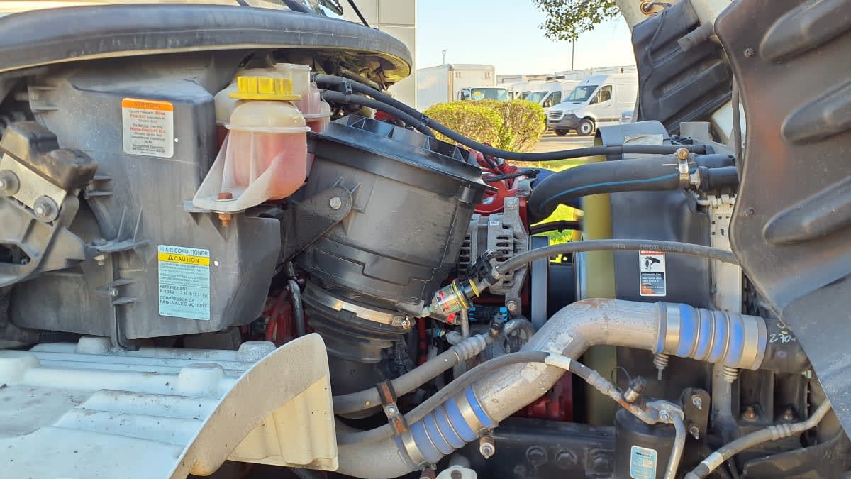 2022 Freightliner/Mercedes M2 106 531861