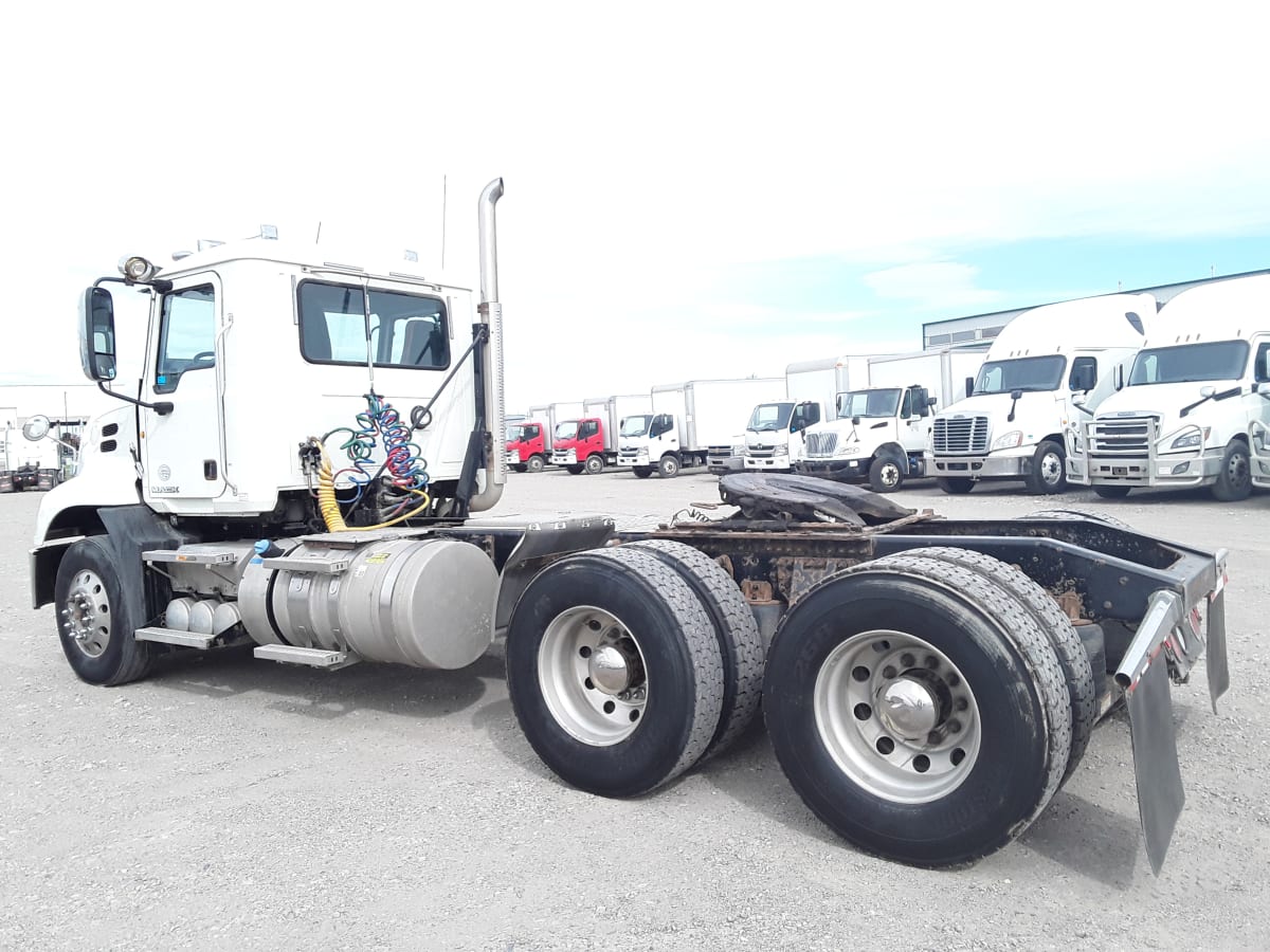 2014 Mack Trucks, Inc. CXU600 531932