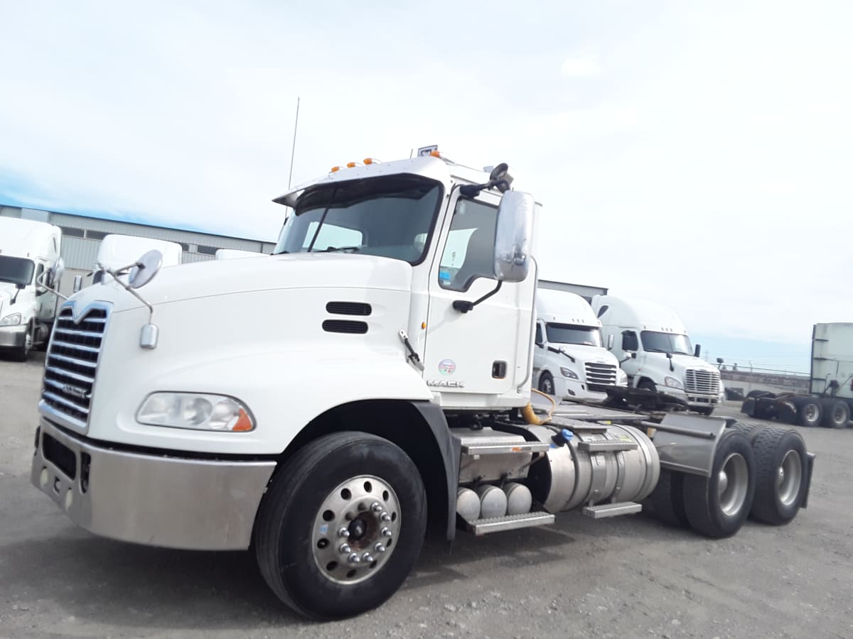 2014 Mack Trucks, Inc. CXU600 531932