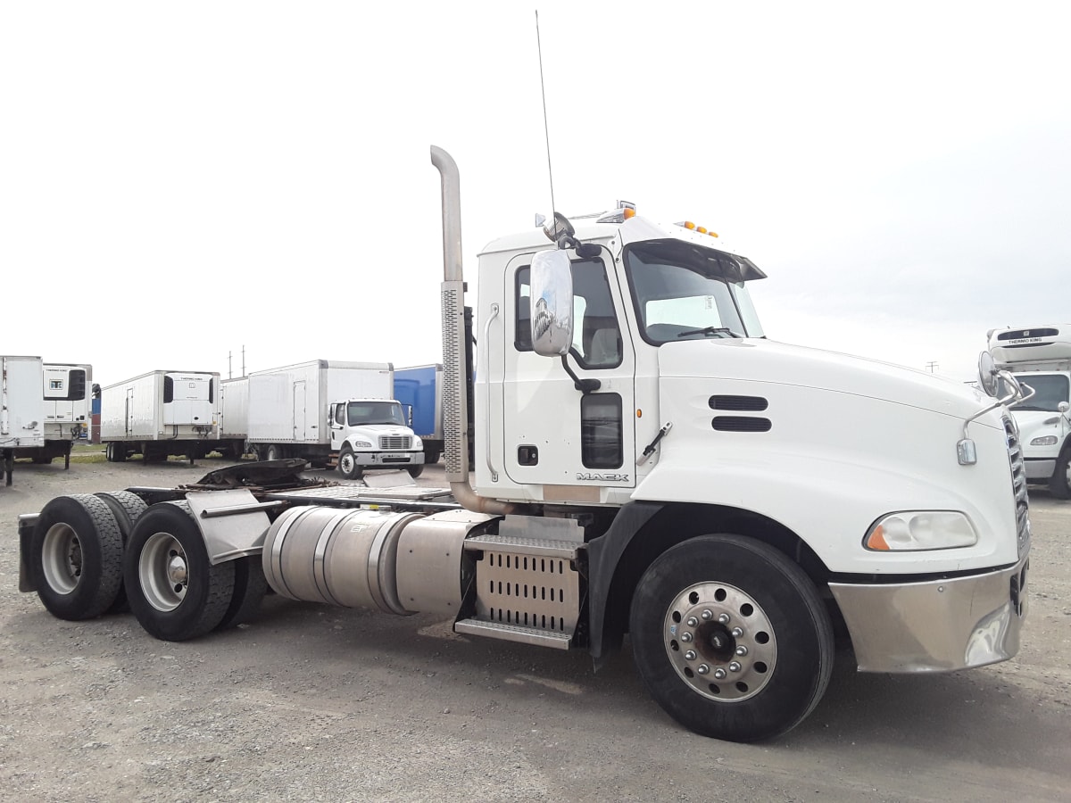 2014 Mack Trucks, Inc. CXU600 531932