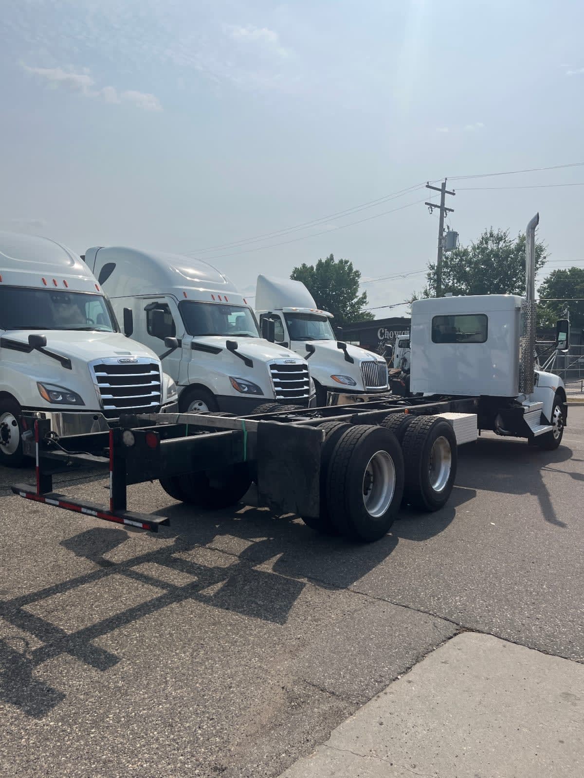 2022 Kenworth T370 in Minneapolis, MN — photo 4