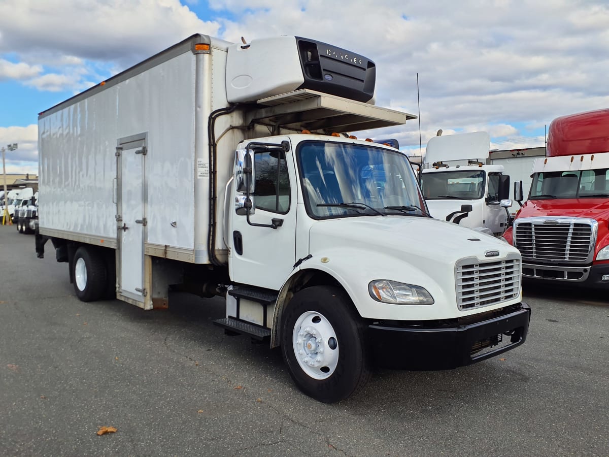 2014 Freightliner/Mercedes M2 106 533892