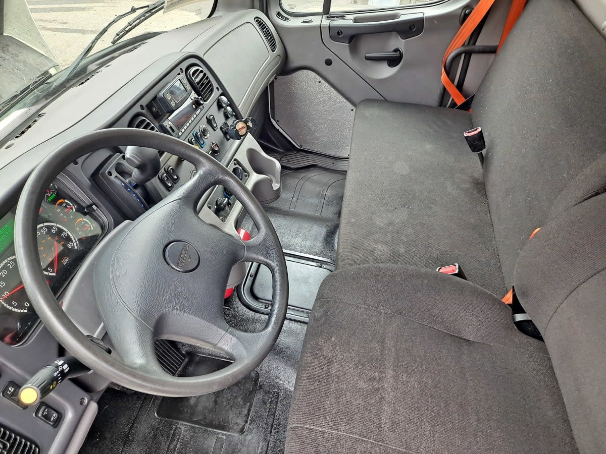 2022 Freightliner M2 106 in Salisbury, MA — photo 7
