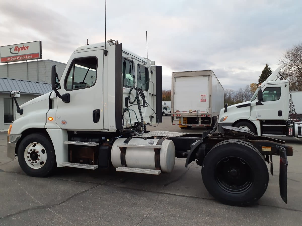 2014 Freightliner/Mercedes CASCADIA 125 534493