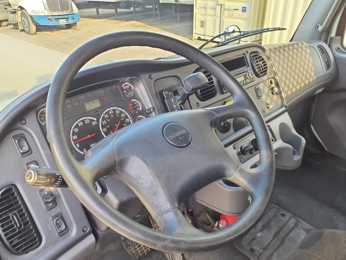 2014 Freightliner/Mercedes M2 106 536413