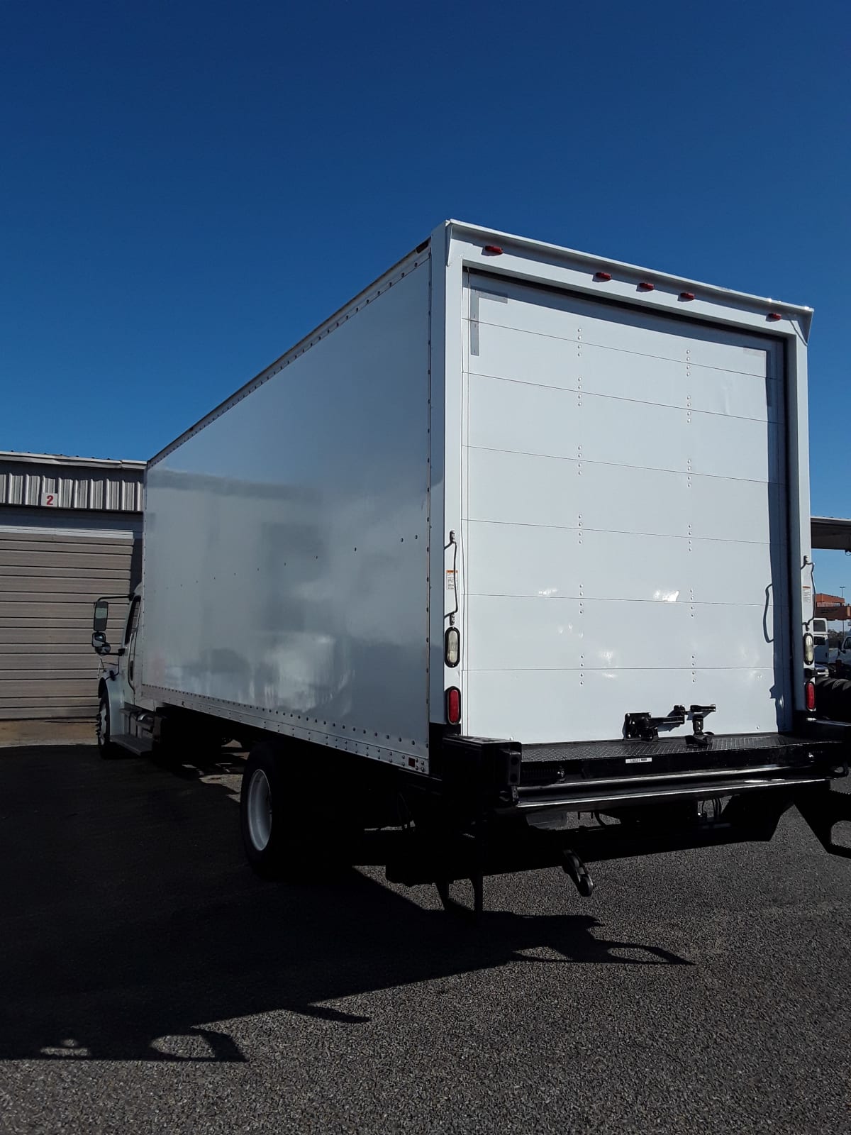 2014 Freightliner/Mercedes M2 106 536551