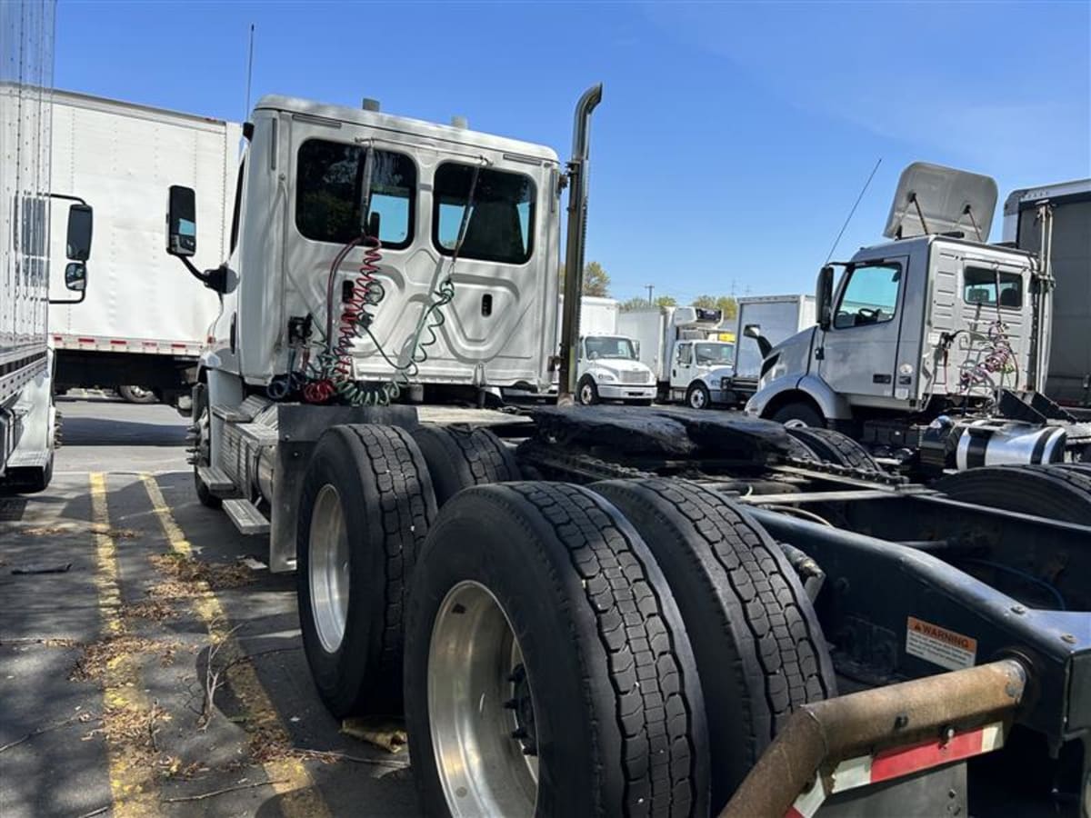 2019 Freightliner/Mercedes CASCADIA 537398