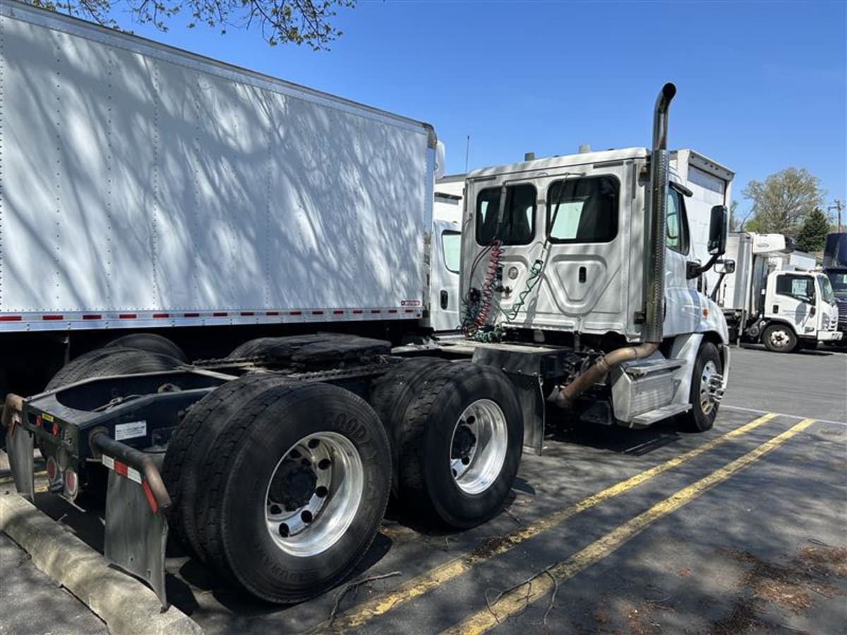 2019 Freightliner/Mercedes CASCADIA 537398