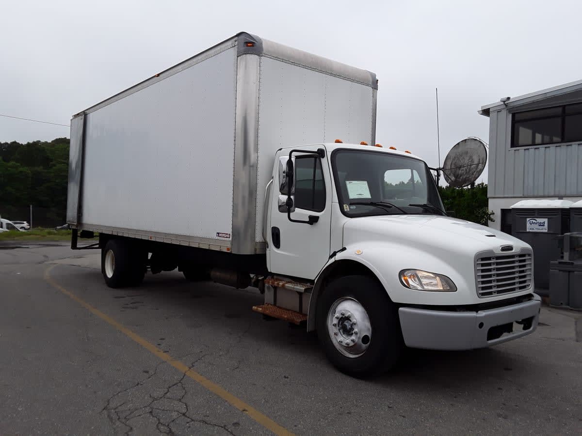 2014 Freightliner M2 106 537556