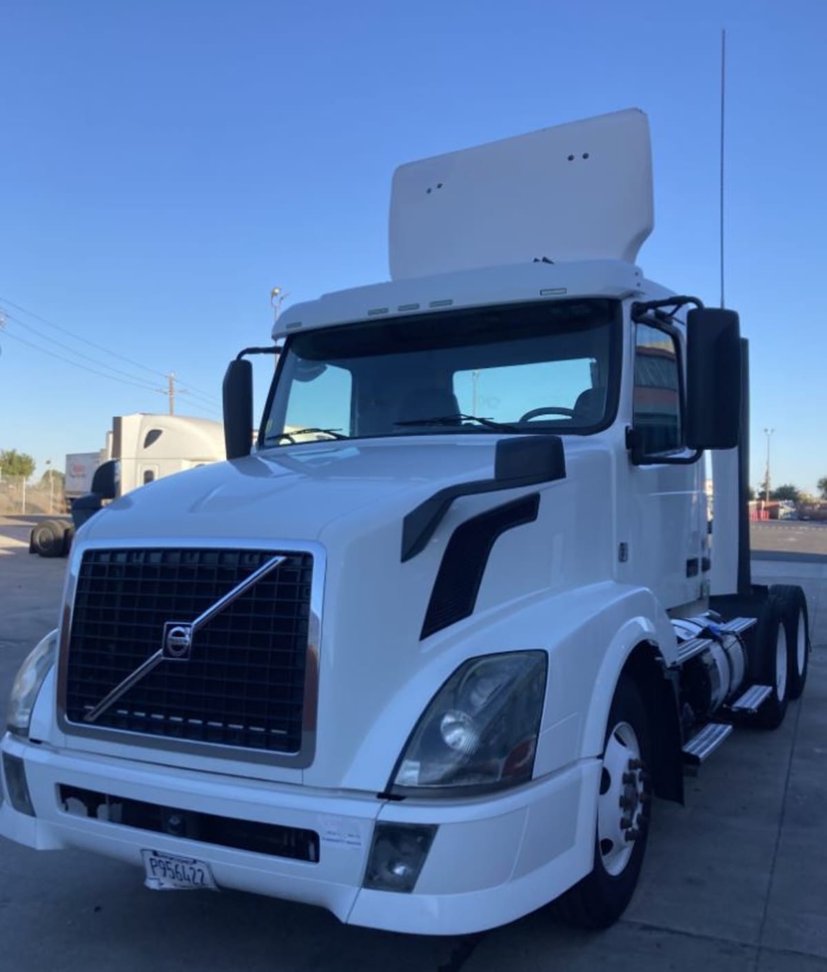 2014 Volvo VNL64TRACTOR 537932