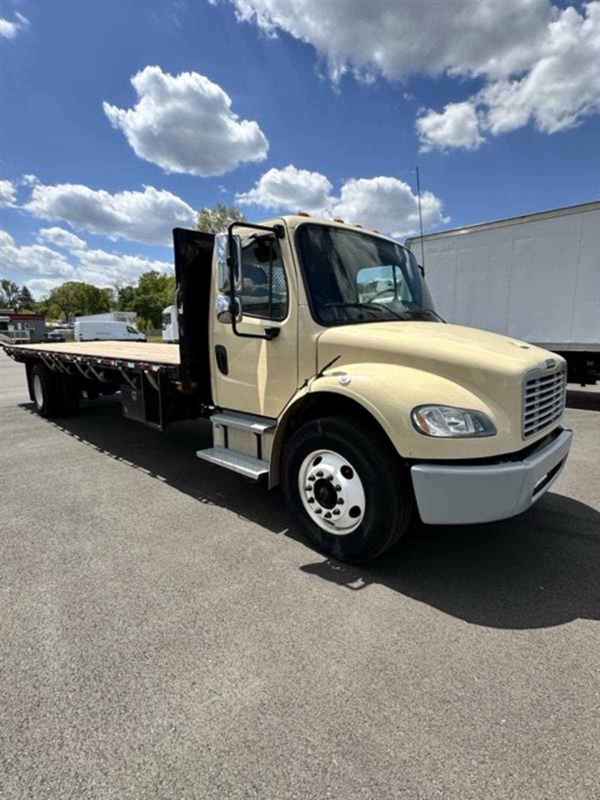 2014 Freightliner/Mercedes M2 106 538149