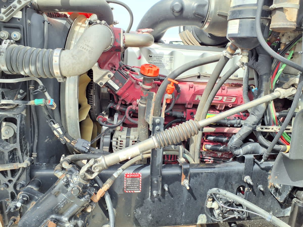 2014 Mack Trucks, Inc. GU 800 539107