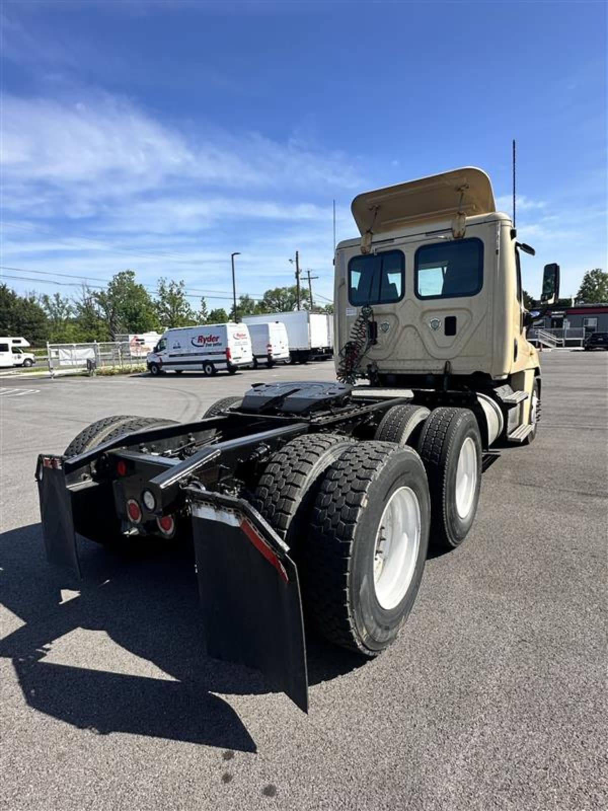 2014 Freightliner/Mercedes CASCADIA 125 540604