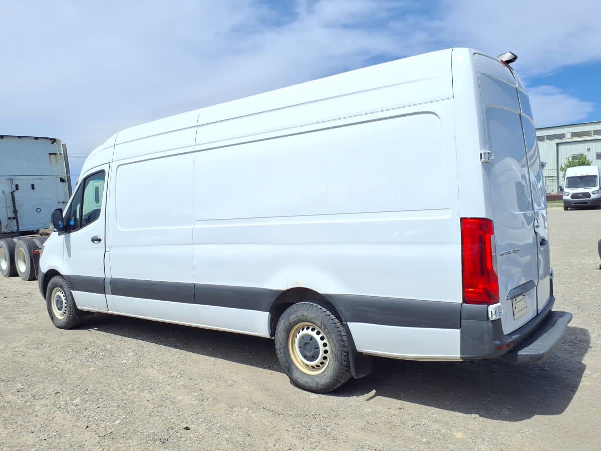 2021 Mercedes-Benz 2500 HIGH ROOF 540863