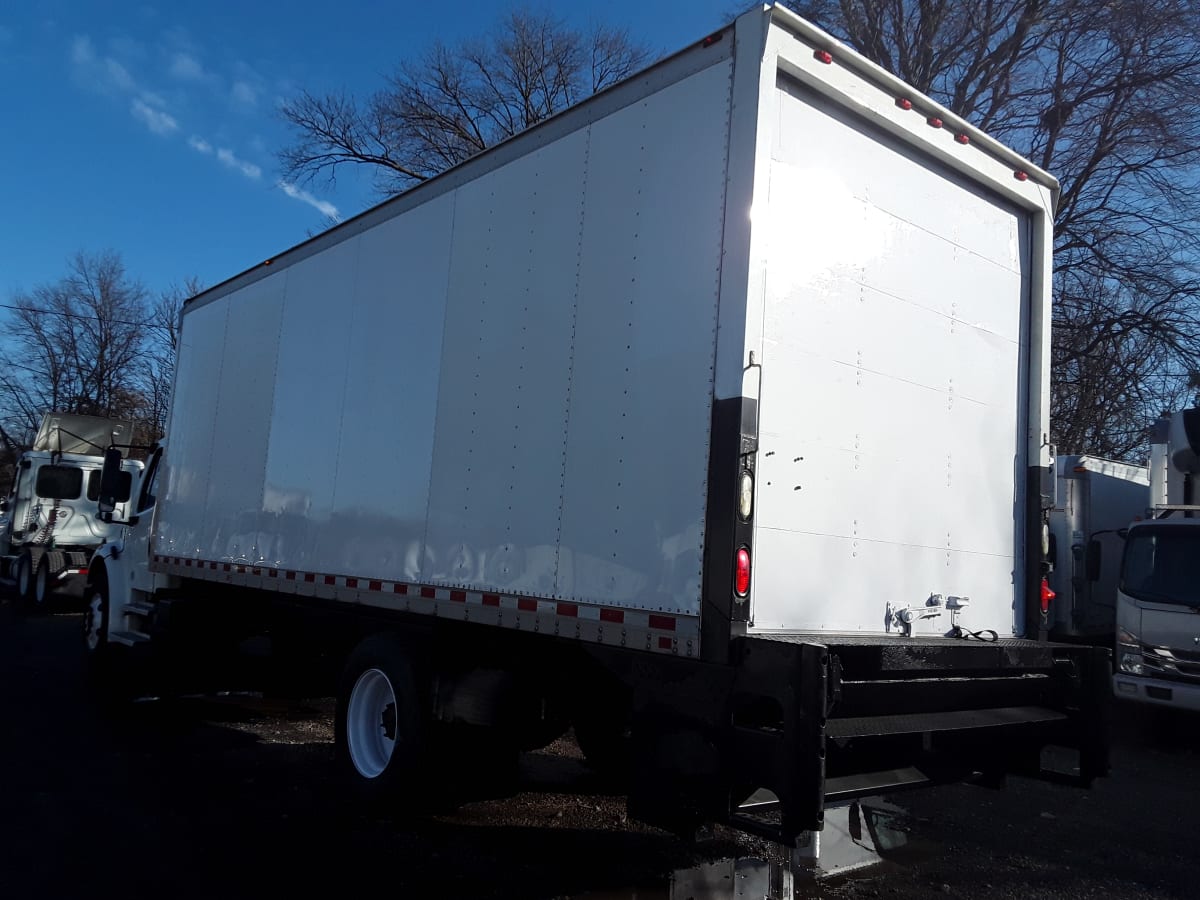 2014 Freightliner/Mercedes M2 106 541624