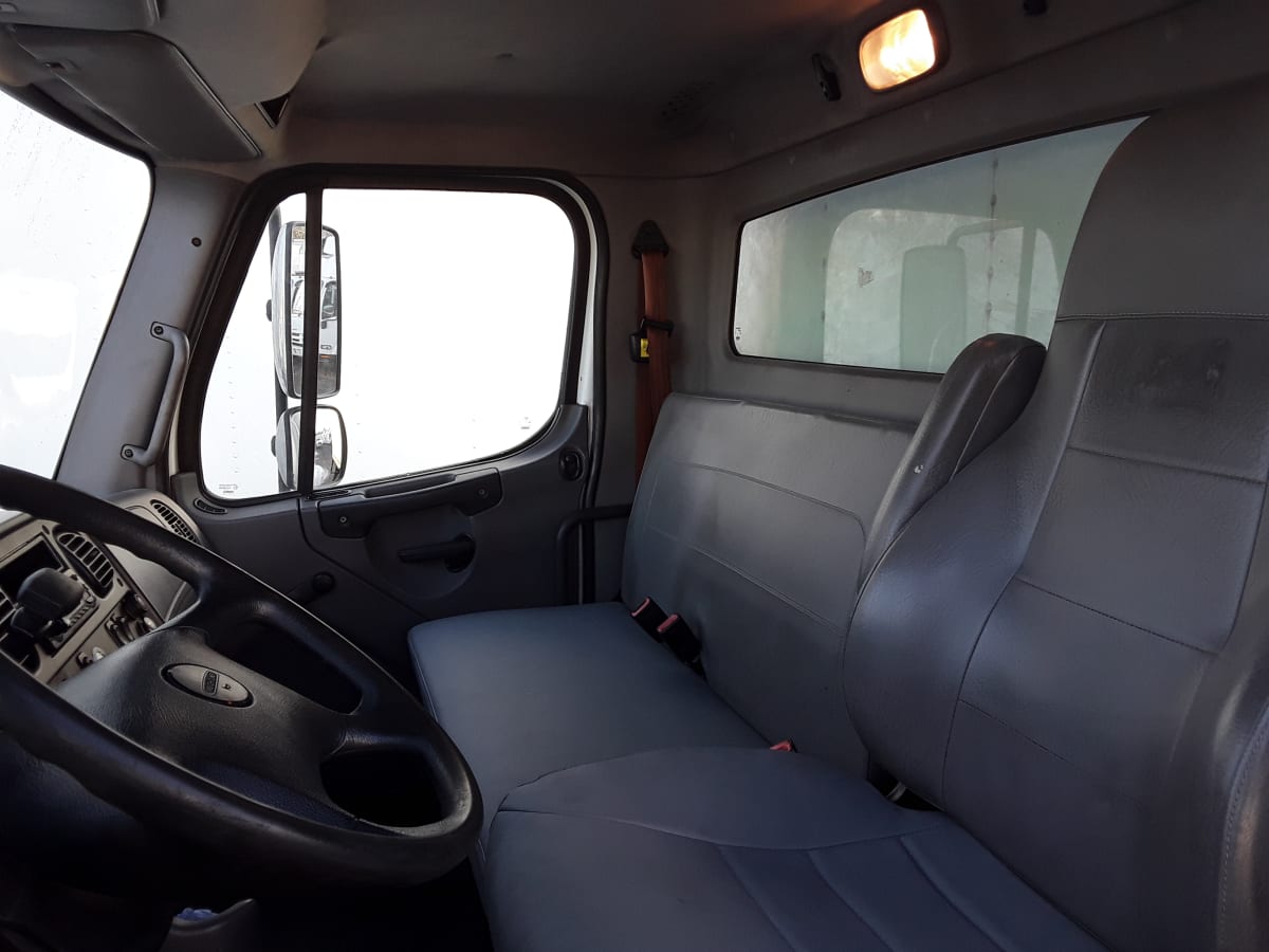 2014 Freightliner/Mercedes M2 106 541624