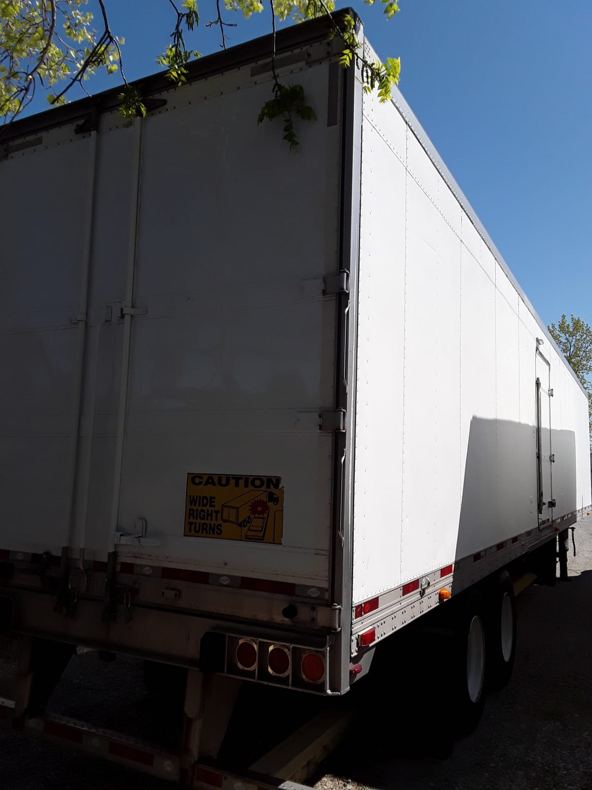 2014 Utility Trailers VS2RA 48/162/102 541974